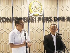 Menkum Tegaskan Revisi UU Minerba Utamakan Kelola Tambang ke UMKM-Koperasi