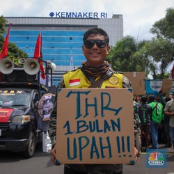 Driver Ojol Penghasilan Rp 48 Juta Setahun Terima THR Rp 1,1 Juta