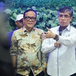 Aturan THR Ojol Siap Terbit, Menaker Minta Grab-GoTo Kasih Uang Tunai