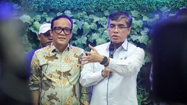 Aturan THR Ojol Siap Terbit, Menaker Minta Grab-GoTo Kasih Uang Tunai