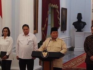 Prabowo Teken Aturan DHE, Dolar Wajib Parkir 100% di RI Setahun!