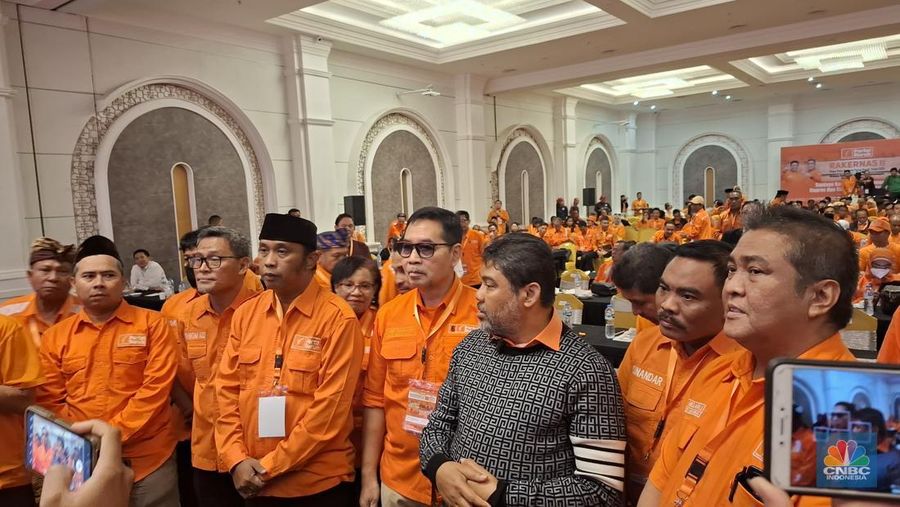 Rakernas Partai Buruh oleh Ketua Umum Partai Buruh Said Iqbal. (CNBC Indonesia/Chandra Dwi)