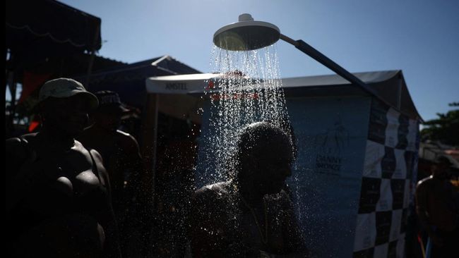 Orang Eropa Ramai-ramai Datang ke RI Cuma Buat Mandi
