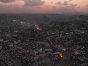 Video: Mesin-Alat Berat untuk Bangun Gaza Masih Terjebak di Perbatasan