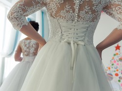 Pebisnis Bridal Ketar-ketir Hadapi Kenaikan Tarif Impor, Protes ke Donald Trump Pebisnis Bridal Ketar-ketir Hadapi Kenaikan Tarif Impor, Protes ke Donald Trump