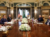 7 Fakta & Hasil Pertemuan AS-Rusia di Arab Saudi: Perang Ukraina End?