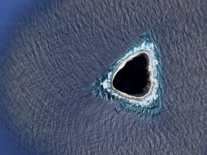 Ada Lubang Hitam Misterius di Samudra Pasifik, Ini Penjelasannya