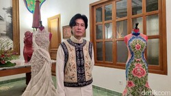 Desainer Sebastian Gunawan Terpikat Labuan Bajo, Menyukai Nasi Padang