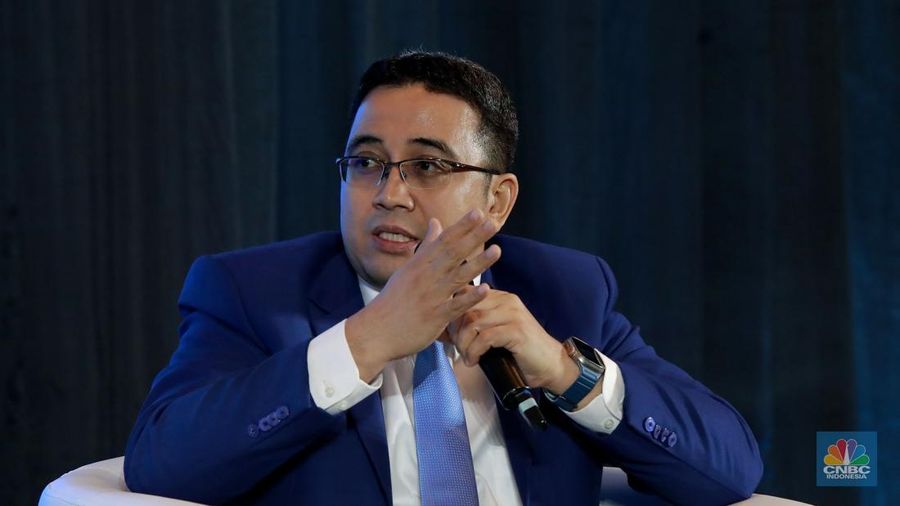SPV Teknology Innovation Pertamina, Oki Muraza saat memberi pemaparan di acara Special Dialog Swasembada Energi di Hotel Season, Jakarta, Selasa, (18/2/2025). (CNBC Indonesia/Muhammad Sabki)