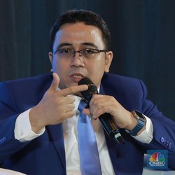 Kunci Ekonomi RI Bisa Tumbuh 8%: Industrialisasi!