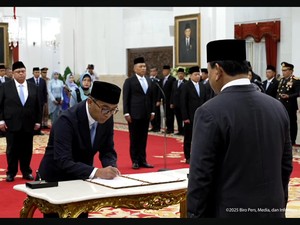Guru Besar ITB Brian Yuliarto Resmi Dilantik Prabowo Jadi Mendiktisaintek