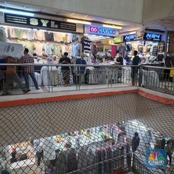 Nasib Pedagang di Tanah Abang: Ada yang Megap-Megap, Harus Putar Otak