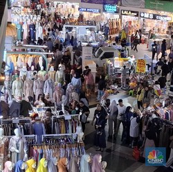 Kondisi Ekonomi RI Jelang Lebaran 2025, Warga RI Ogah Belanja