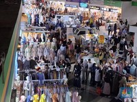 Kondisi Ekonomi RI Jelang Lebaran 2025, Warga RI Ogah Belanja