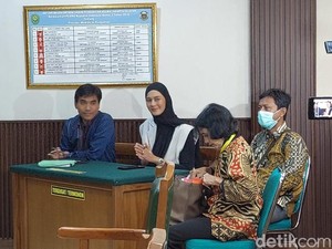 Saksi Paula Verhoeven Bantah Dalil Baim Wong soal Trauma Anak