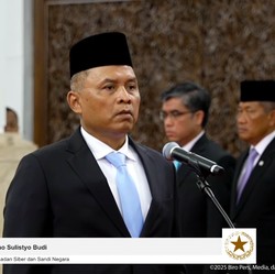 Prabowo Lantik Nugroho Jadi Kepala BSSN, Yusuf Ateh Jabat Kepala BPKP