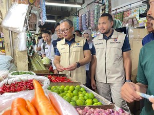 Satgas Pangan Cek Bahan Pokok Pangan di Pasar Wonokromo, Ini Hasilnya