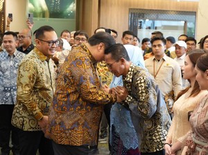 Menko Airlangga Lantik Amsakar-Li Claudia Jadi Kepala dan Wakil Kepala BP Batam