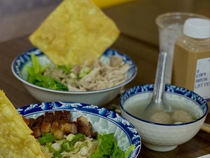 Baru Buka! 5 Kedai Bakmi Kekinian Ini Tawarkan Topping Komplet