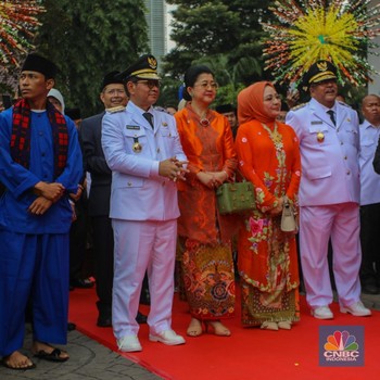Momen Pramono-'Si Doel' Disambut di Balai Kota, Happy Anies-Ahok Rukun