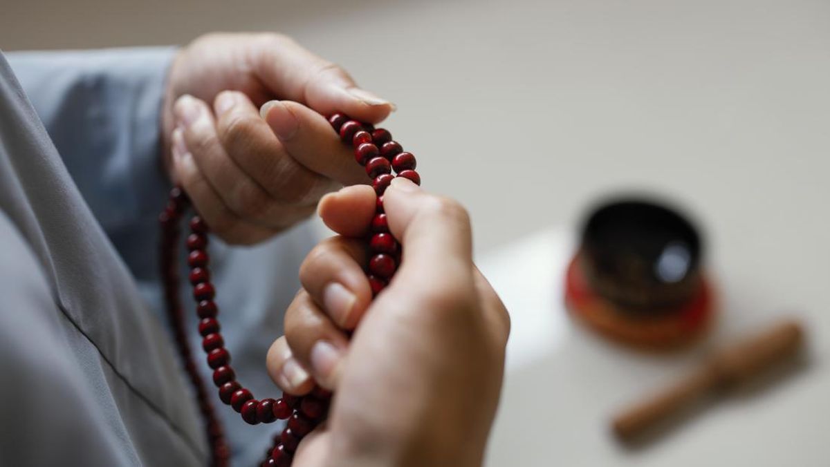 Bacaan dan Urutan Dzikir setelah Sholat Wajib 5 Waktu Sesuai Sunnah