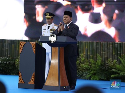 Usulan Kenaikan Gaji Kepala Daerah: Solusi Bebas Korupsi?