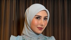 Jadi Istri Bupati, Syahnaz Vakum Sementara dari Dunia Hiburan
