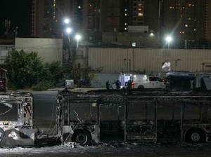 Dunia Hari Ini: Ledakan Bus di Israel Diduga Serangan Teror