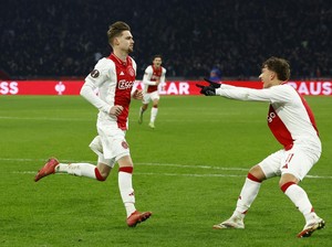Hasil Playoff Liga Europa Dini Hari Tadi: Ajax dan Roma Lolos