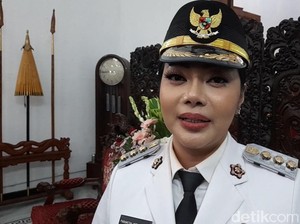 Bupati Brebes Kader PDIP Tetap Berangkat Retret: Demi Kepentingan Rakyat