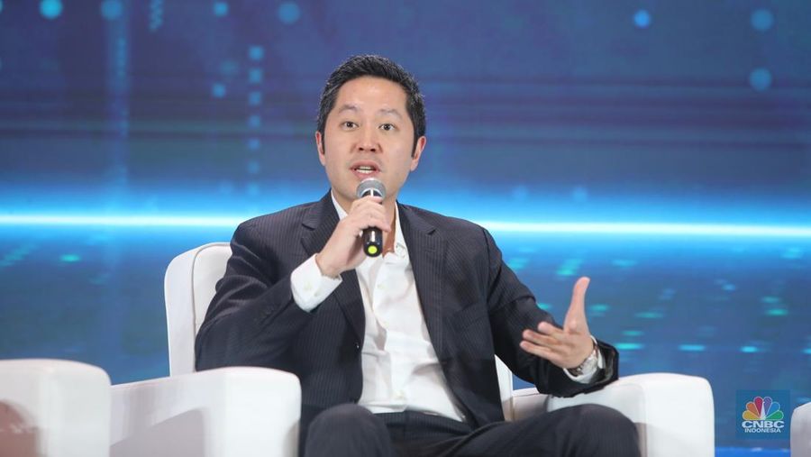 Founder dan Group CEO VIDA, Niki Luhur menyampaikan pemaparan dalam acara dalam acara Tech & Telco Summit 2025 di Jakarta, Jumat (21/2/2025). (²©²ÊÍøÕ¾/Faisal Rahman)
