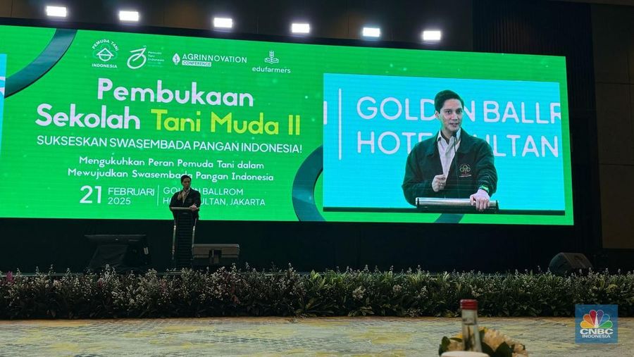 Ketua Umum DPP Pemuda Tani Budisatrio Djiwandono dalam acara pembukaan Sekolah Tani Muda II di The Hotel Sultan, Jakarta Pusat, Jumat (21/2/2025).