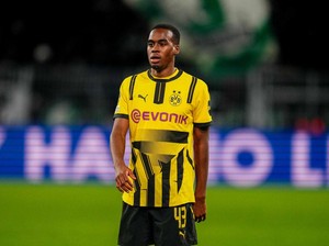 Winger Dortmund Jamie Gittens Setuju ke Chelsea, tapi...