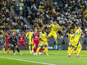 Al Nassr Vs Al Ettifaq: Brace Wijnaldum Bikin Ronaldo Cs Tumbang 2-3