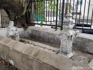 Melihat Makam Keramat di Jalan Simalungun Kota Medan