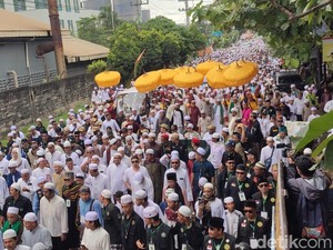 Tumpah Ruah Umat Islam di Palembang Ikuti Ziarah Kubra, Ada Ketua MPR RI