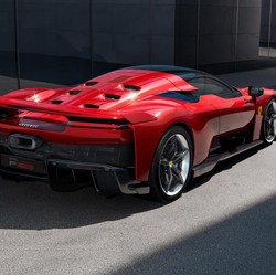 Alasan Ferrari Jadi Raja Mobil Eropa: Kami Bukan Perusahaan Otomotif