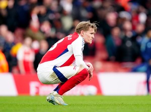 Mana Golnya, Arsenal?
