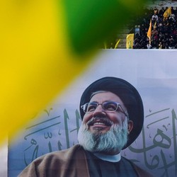 Update Baru Israel Serang Iran, Hizbullah Respons