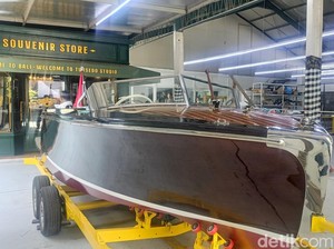 Berkunjung ke Pembuat Kapal dan Mobil Mewah di Bali