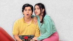 Ajil Ditto Dibantu Davina Karamoy Hadapi Kesulitan di Serial Culture Shock