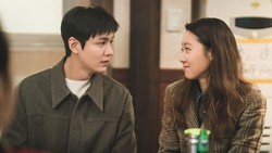 7 Foto Lee Min Ho & Gong Hyo Jin, Berakhir Tragis di When the Stars Gossip