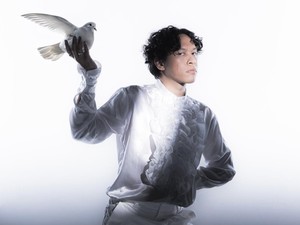 Hindia dan .Feast Kompak Duduki Puncak di Lima Chart Spotify