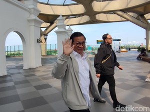 Kala Pramono dan Deretan Kepala Daerah PDIP Akhirnya Nyusul ke Retret