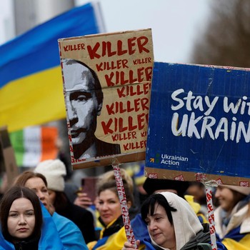 Potret Berbagai Belahan Dunia Respons 3 Tahun Perang Rusia-Ukraina