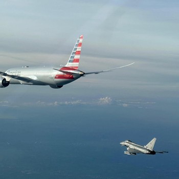 Ancaman Bom di Pesawat! Maskapai Dikawal Jet Tempur-Dipaksa Mendarat