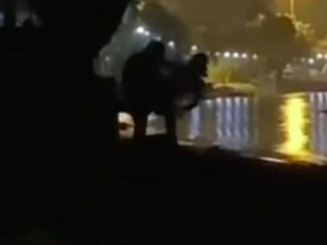 Dikira Dalam Bahaya, Warlok Dapati Turis Wik-wik di Pantai Pattaya