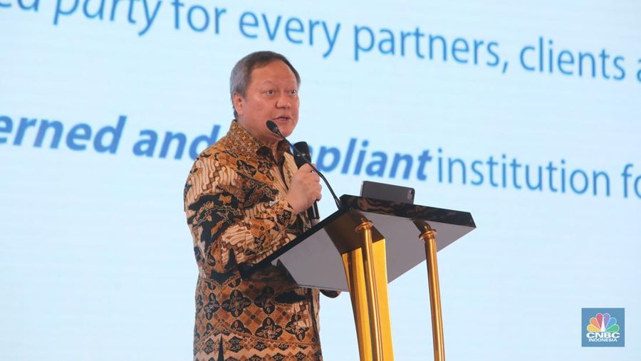 Direktur Utama Artajasa, Armand Hermawan menyampaikan sambutan dalam acara Digital Economic Forum di Jakarta, Selasa (25/2/2025). (CNBC Indonesia/Faisal Rahman)