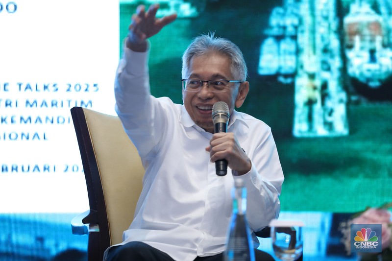 Heri Firdaus (INDEF) dalam acara Indonesia Maritime Talk 2025 di Ritz Carlton, Jakarta, Selasa (25/2/2025). Heri Firdaus (INDEF) dalam acara Indonesia Maritime Talk 2025 di Ritz Carlton, Jakarta, Selasa (25/2/2025). (CNBC Indonesia/Tri Susilo)