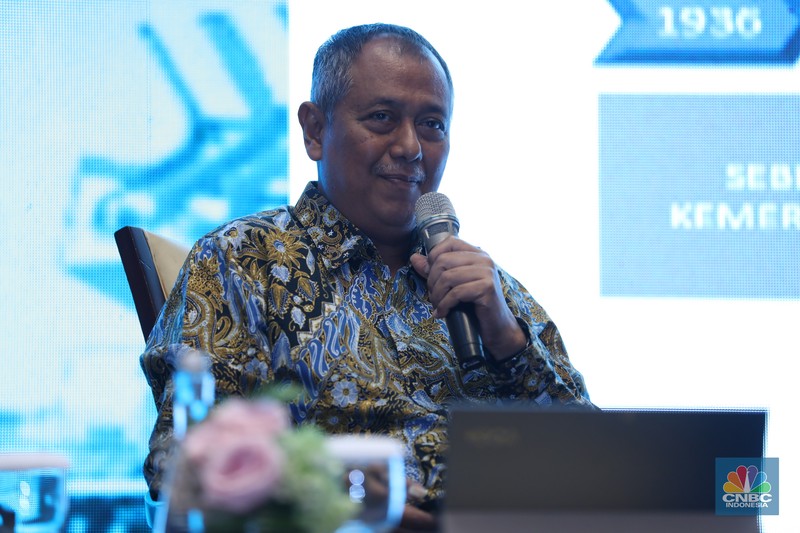 Heri Firdaus (INDEF) dalam acara Indonesia Maritime Talk 2025 di Ritz Carlton, Jakarta, Selasa (25/2/2025). Heri Firdaus (INDEF) dalam acara Indonesia Maritime Talk 2025 di Ritz Carlton, Jakarta, Selasa (25/2/2025). (CNBC Indonesia/Tri Susilo)